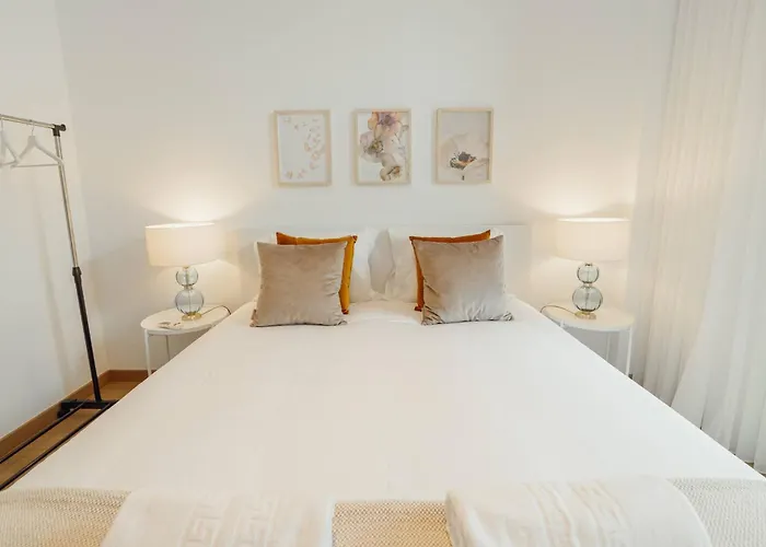 Modern Bonfim By Hosty *