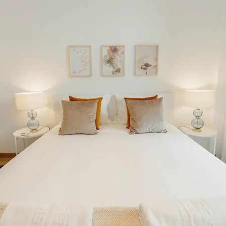 Modern Bonfim By Hosty *